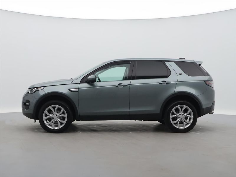 Land Rover Discovery 2,0 TD4 SE 132KW 4WD CZ SPORT - fotka 4 z 33