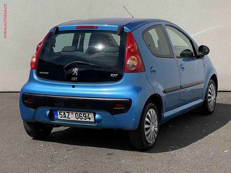 Peugeot 107 (2008) 1.0i, ČR, STK4/28 - fotka 4 z 12