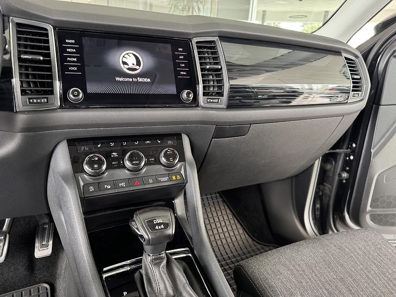 Škoda Kodiaq 1,4TSI DSG*4x4*STYLE*360K*Pano - fotka 21 z 42