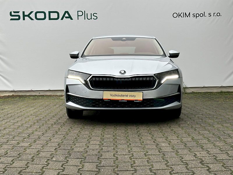 Škoda Octavia (2024) 1.5 TSI 110kW MHEV Top Selecti - fotka 4 z 24