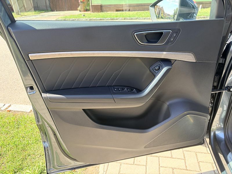 Seat Ateca 1.5TSI XPERIENCE DSG LED - fotka 10 z 52