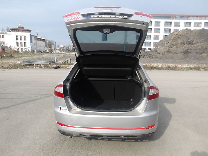 Ford Mondeo 2,0TDCi 103kW STK 05/2028 !!! - fotka 23 z 28