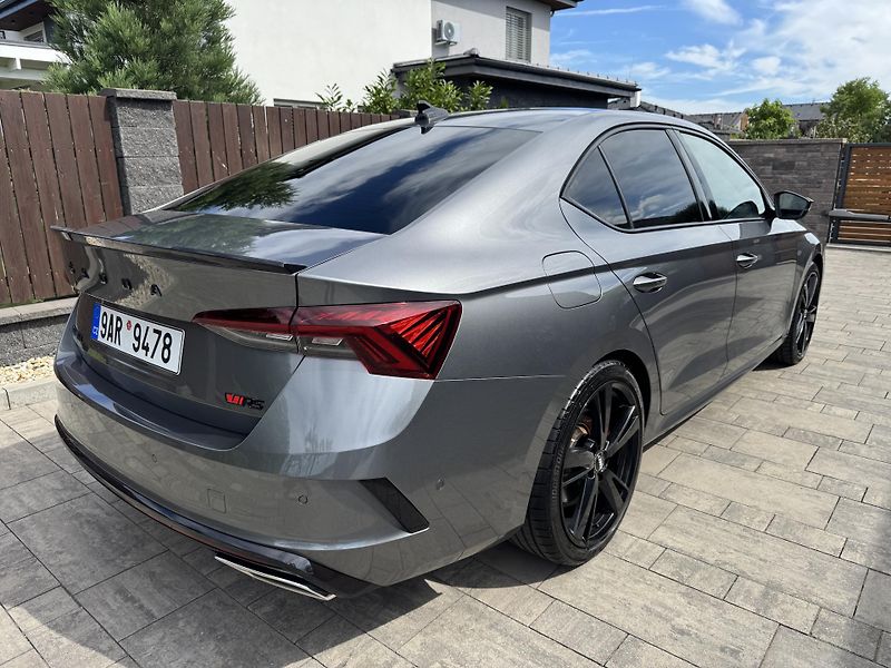 Škoda Octavia (2023) RS 2.0 TSI 180kW DSG | MATRIX - fotka 39 z 44