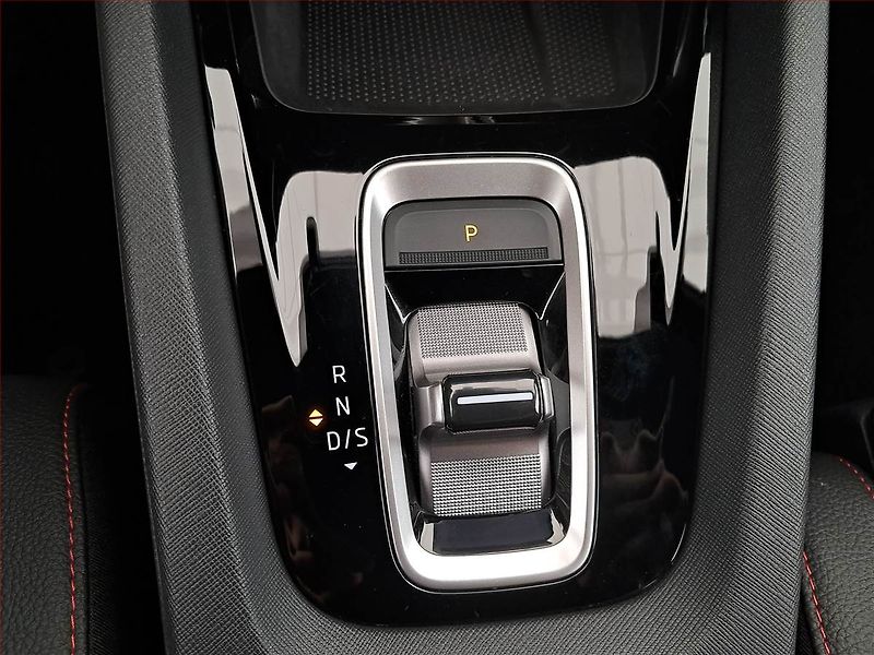 Škoda Octavia (2025) RS 2.0 TSI - fotka 16 z 31