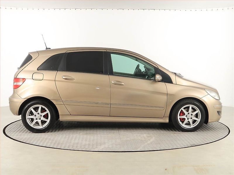 Mercedes-Benz Třídy B (2007) B 180 CDI , Automat, Tempomat - fotka 6 z 18
