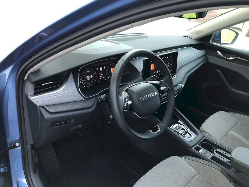Škoda Octavia (2025) COMBI / 1.5 TSI M-HEV / 110 kW - fotka 17 z 27