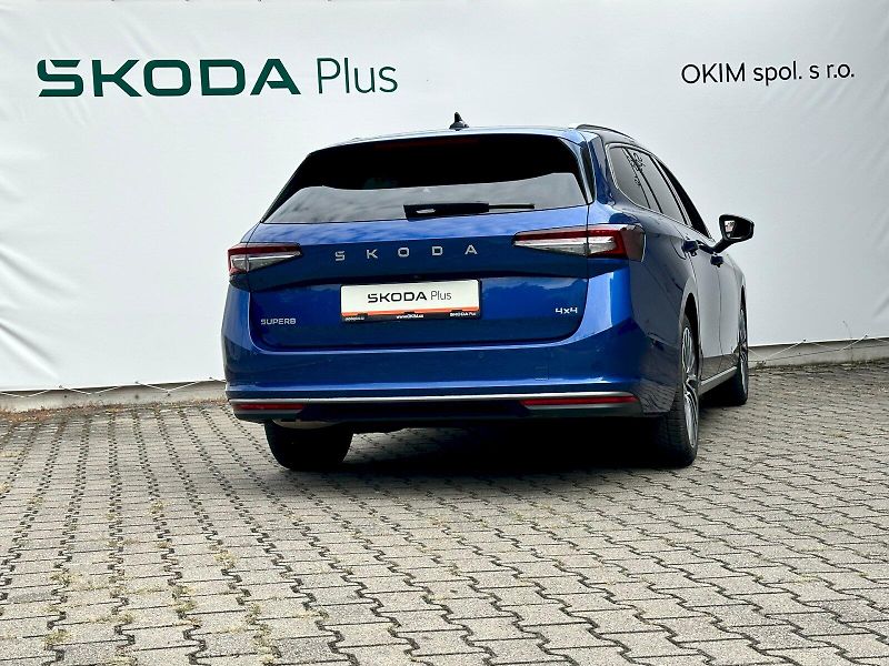 Škoda Superb (2024) 2.0 TDI 142kW 4x4 L&K Combi DS - fotka 2 z 27