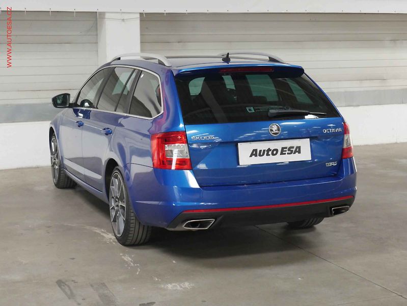 Škoda Octavia (2013) 2.0 TSI, 2.maj,ČR, Navi - fotka 4 z 24