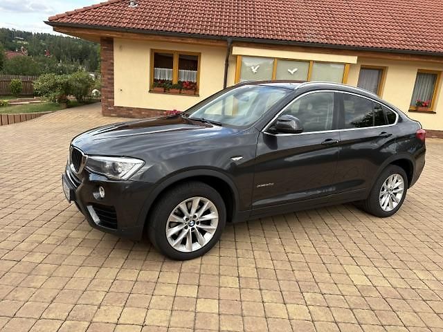 BMW X4 X DRIVE 20D - fotka 3 z 29
