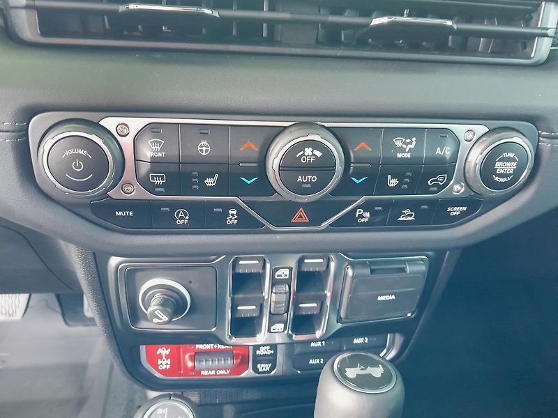 Jeep Wrangler (2026) Unlimited 2,0T  Rubicon ČR - fotka 27 z 38