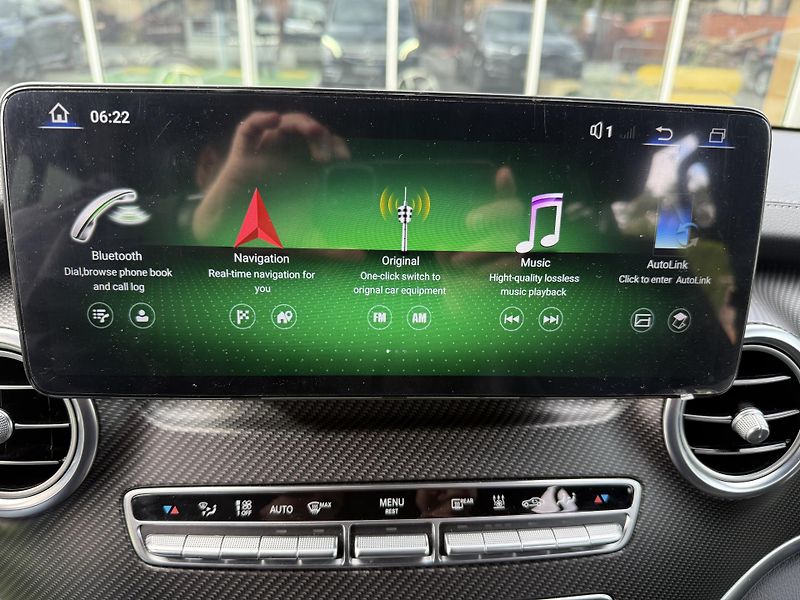 Mercedes-Benz Třídy V (2018) AMG V250 4MATIC  - fotka 22 z 27