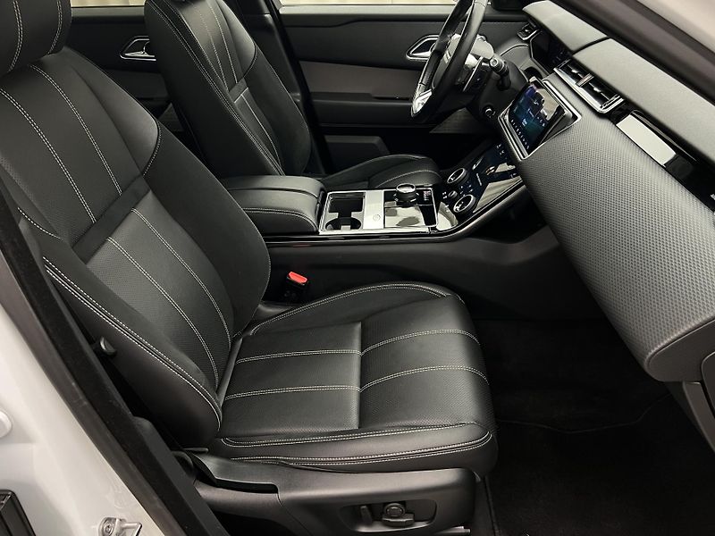 Land Rover Range Rover Velar D300 SE AUT - fotka 18 z 53