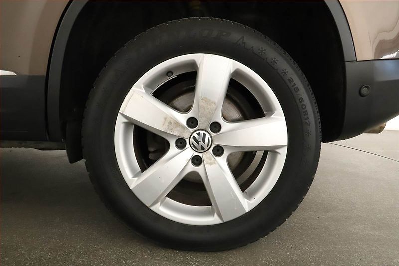 Volkswagen Tiguan (2014) 2.0 TDI, 4X4, Navi, Tempomat - fotka 14 z 14