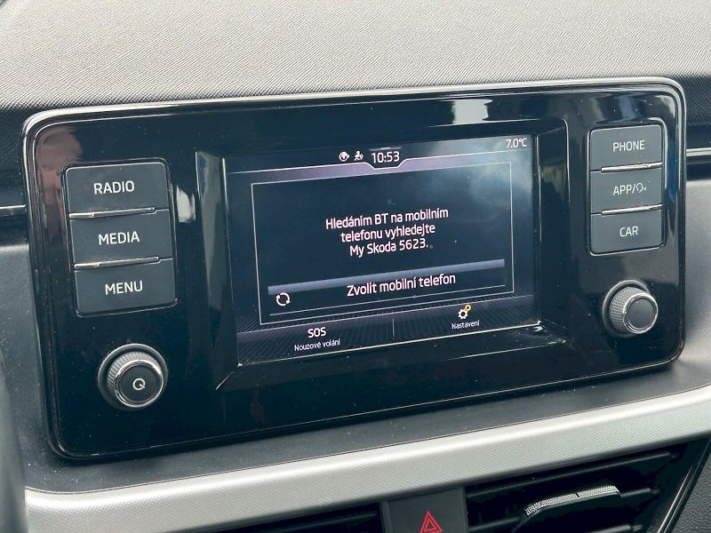 Škoda Scala (2021) Ambition 1.0 TSI 81 kW - fotka 19 z 27