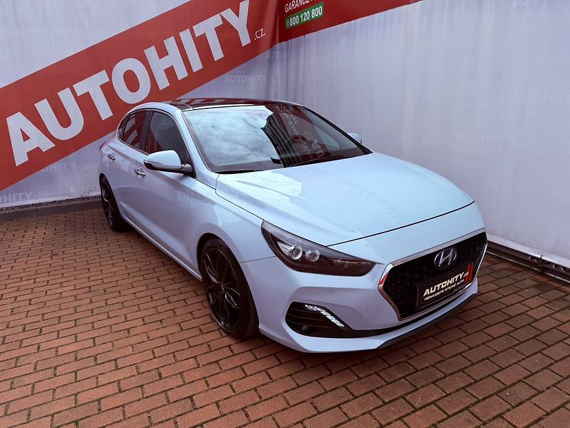 Hyundai i30 1.4 T-GDi Premium Aut., Servis - fotka 5 z 34