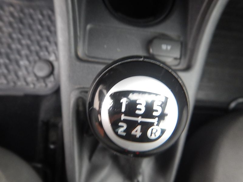 Volkswagen up! 1.0i, CNG, KLIMA - fotka 19 z 32