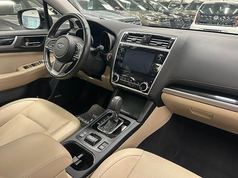 Subaru Outback (2018) 2.5 Executive 2018 | Záruka - fotka 34 z 63