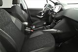 Peugeot 2008 (2018) 1.2 PureTech, Tempomat - náhled 7
