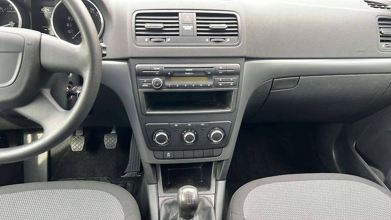 Škoda Yeti 1,2 TSI MT6 (77kW)/6008 - fotka 15 z 38