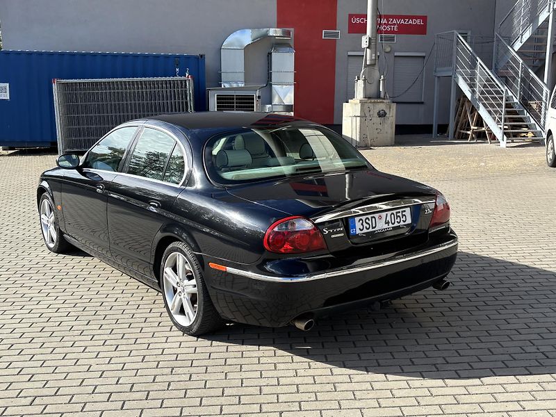 Jaguar S-Type (2007) 2.7D, 152kw Nová STK - fotka 3 z 18