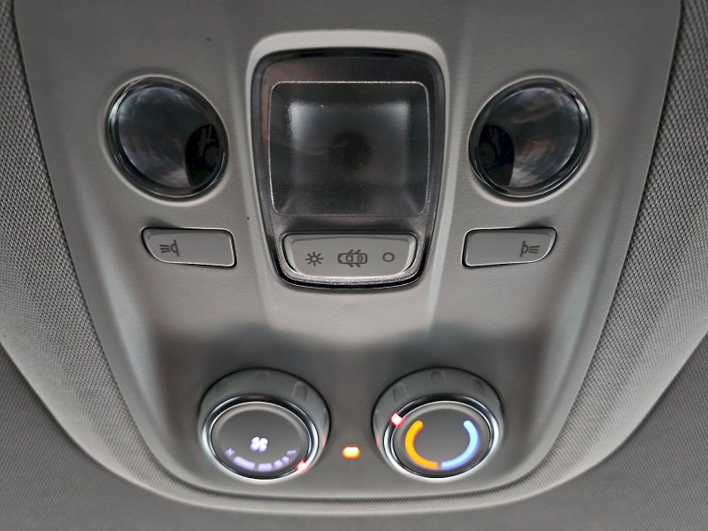 Toyota ProAce Verso (2022) 2.0D 140k L2 8S PROFESIONAL CO - fotka 22 z 24