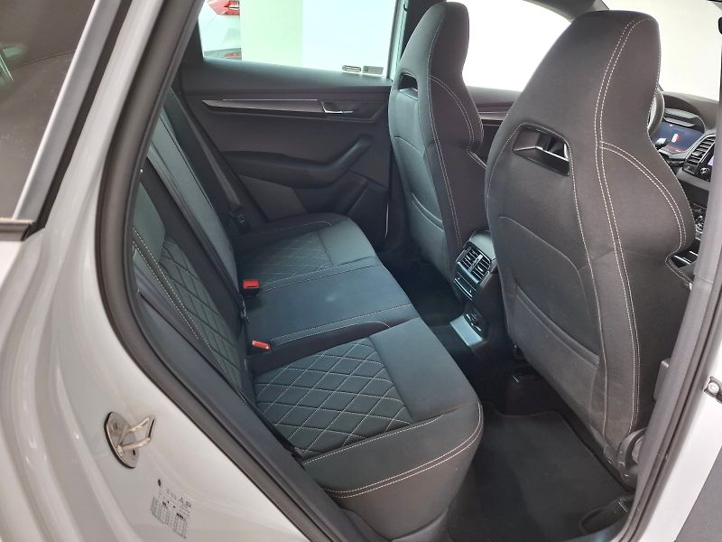 Škoda Karoq (2025) SportLine TD 2.0/110KW A7F - fotka 36 z 46