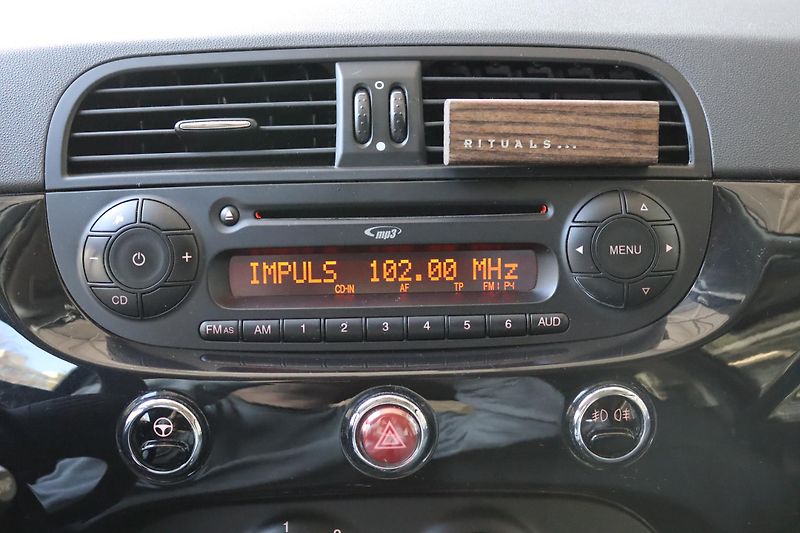 Fiat 500C CABRIO KRÁSNÉ SVEZENÍ - fotka 31 z 48