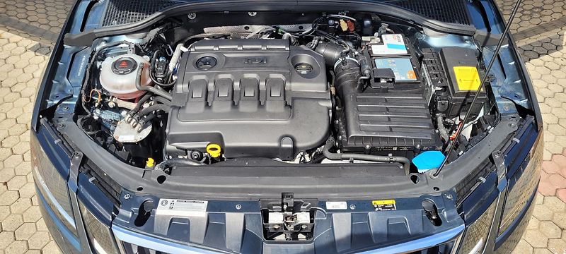Škoda Octavia (2018) 2,0TDi 110kW DSG 4×4 „CLEVER“ - fotka 36 z 37