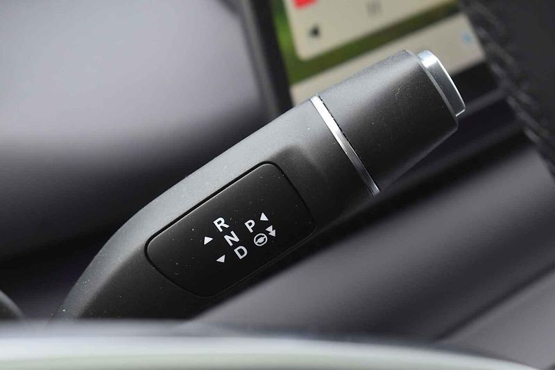 Leapmotor C10 se nabízí jako elektromobil i jako vůz s prodlužovačem dojezdu.