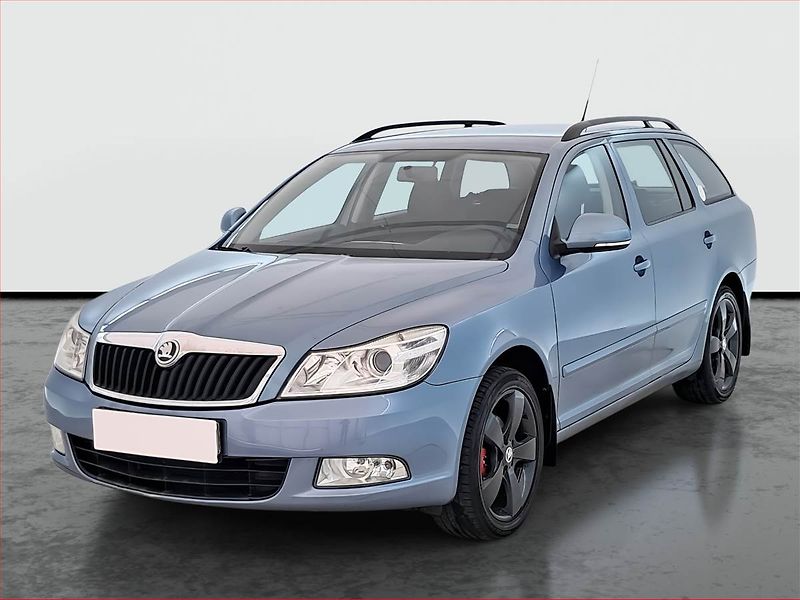Škoda Octavia (2010) Elegance 1.4 TSI, ČR,1.maj - fotka 2 z 17
