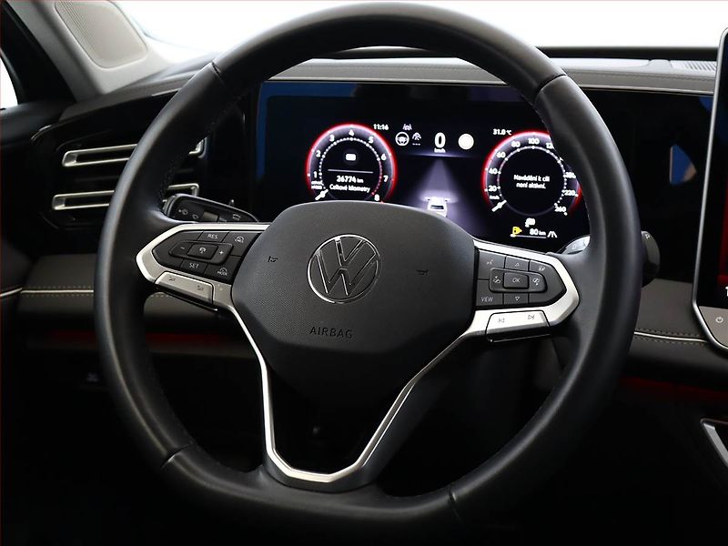 Volkswagen Tiguan (2024) 1.5 eTSI - fotka 14 z 21