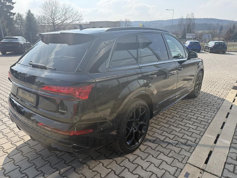 Audi Q7 (2026) 50TDI 210kW S-LINE GRAVITY LED - fotka 13 z 54