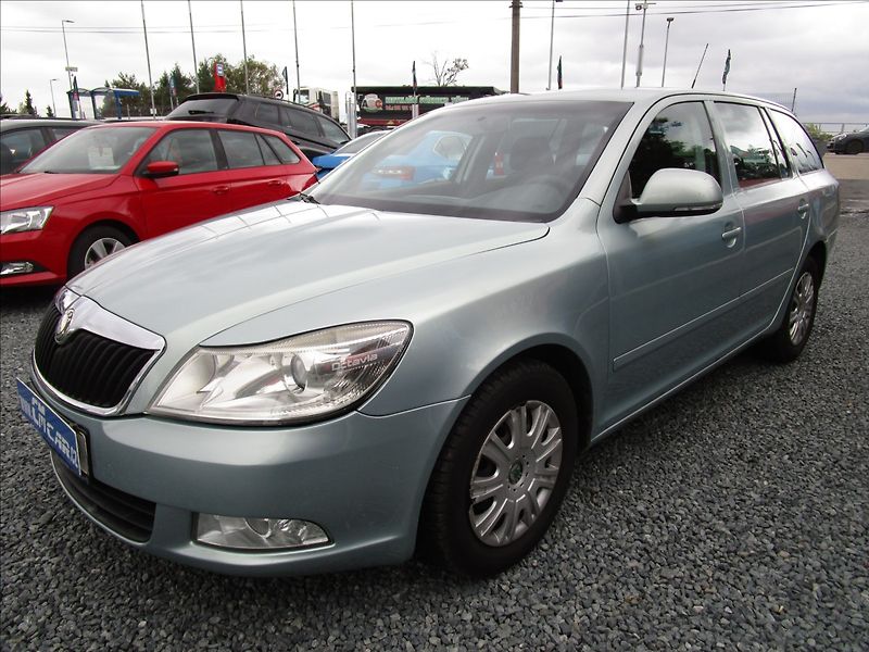 Škoda Octavia Combi 1.9TDi Ambiente, Klima - fotka 1 z 41