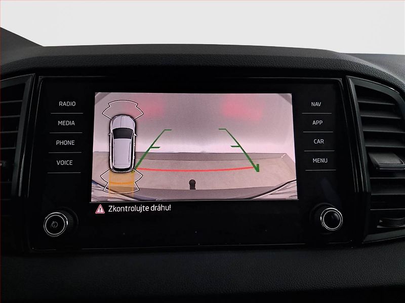 Škoda Karoq (2022) Sportline 1.5 TSI - fotka 19 z 19