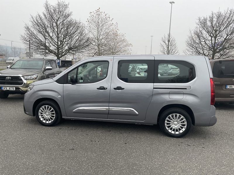 Toyota ProAce City EV 136k Family 7S ODBĚR 4/2026 - fotka 9 z 29