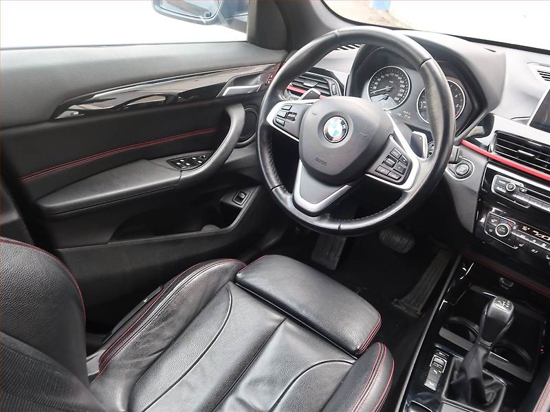 BMW X1 (2015) M Sport xDrive20d, 4X4 - fotka 7 z 20