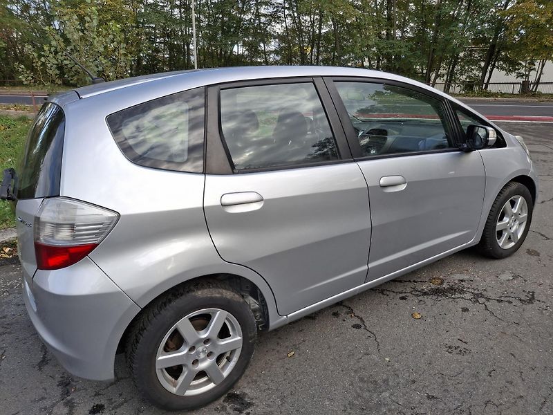 Honda Jazz 1.2 benzin Elegance 1. majitel - fotka 4 z 26