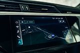 Audi e-tron 55 300kW Pano ACC 360 Tažné - náhled 34