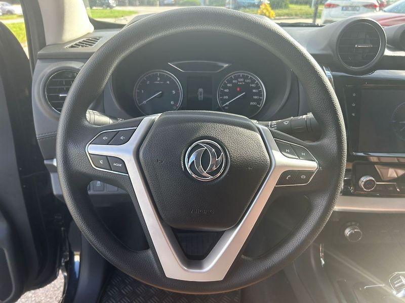 Dongfeng DF 6 (2025) DF6 4WD AT MID OFF-ROAD - fotka 3 z 13