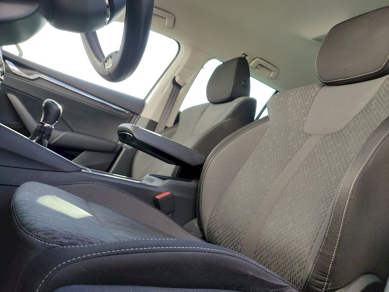 Škoda Octavia (2020) COMBI STYLE 2.0TDI 85kW 6°MP - fotka 24 z 38