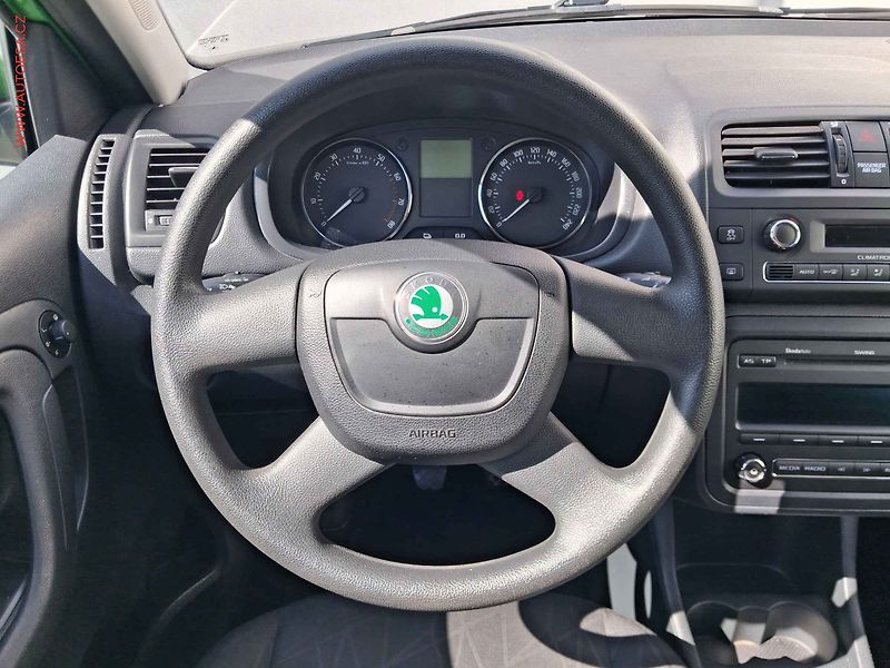 Škoda Fabia (2011) 1.2i, Family, +kola - fotka 11 z 18