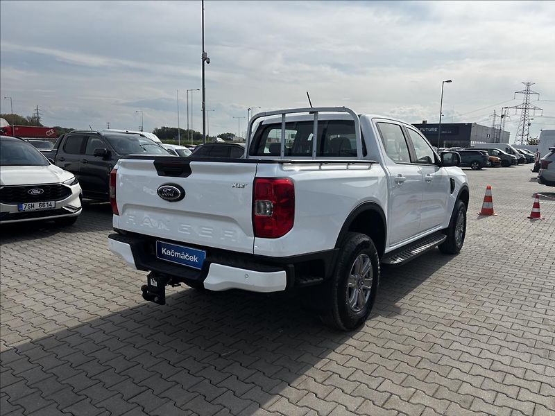 Ford Ranger 2,0 125kW XLT Double cab - fotka 5 z 33