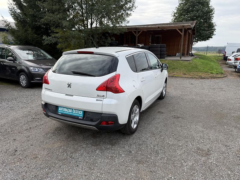 Peugeot 3008 1.6 HDI - fotka 6 z 24