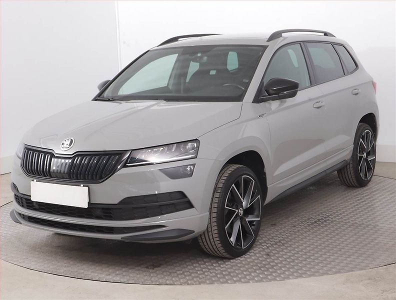 Škoda Karoq (2022) Sportline 1.5 TSI - fotka 2 z 16