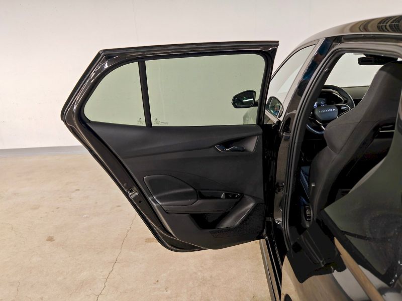 Škoda Fabia (2025) 1.0 TSI 85 kW DSG Monte Carlo - fotka 23 z 29