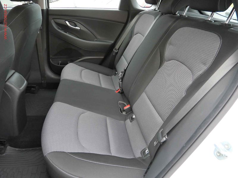 Hyundai i30 (2020) 1.5DPi, ČR, Comfort - fotka 10 z 20