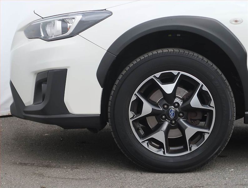 Subaru XV (2019) 1.6i, 4X4, Automat, ČR,1.maj - fotka 15 z 20
