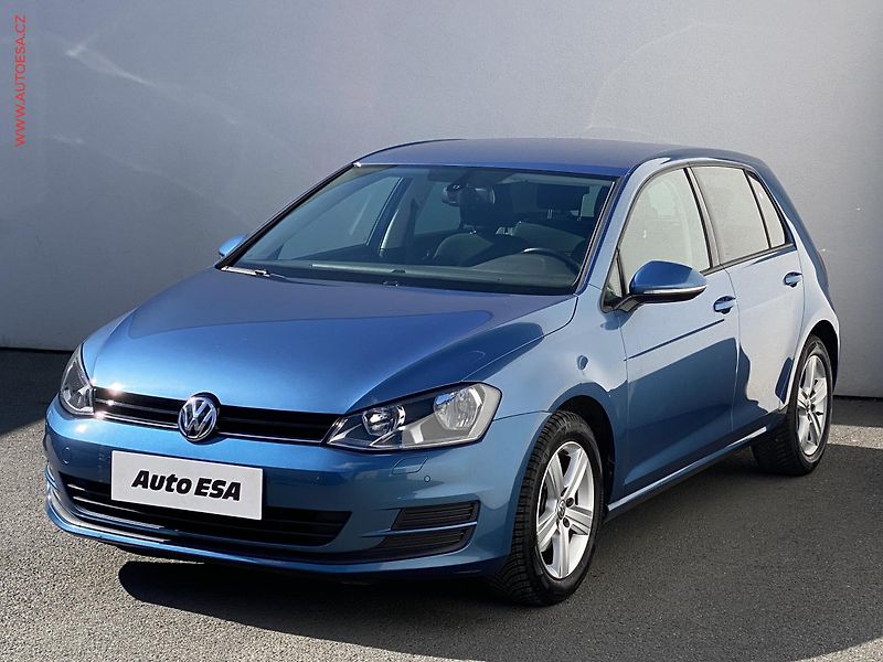 Volkswagen Golf (2013) 1.2 TSi, Comfortline, park. - fotka 3 z 16