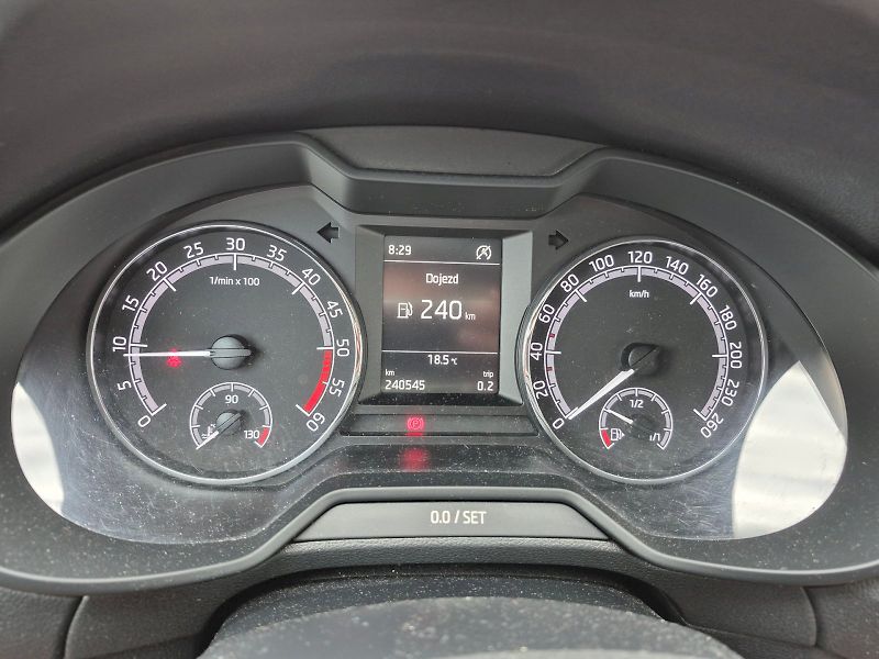 Škoda Octavia (2019) Ambition PLUS 1.6 TDI 85kW Com - fotka 15 z 26