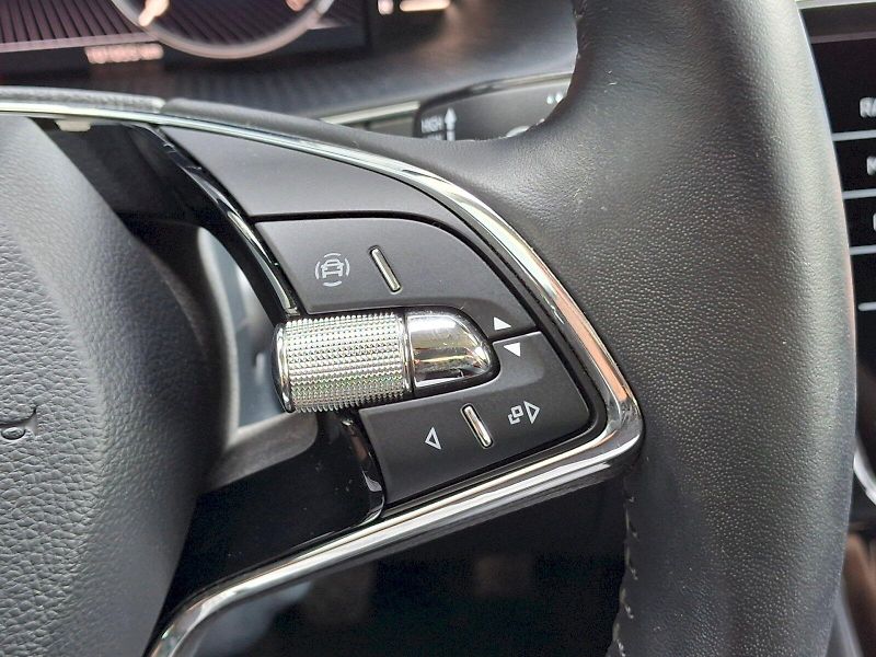 Škoda Superb (2022) Style Plus Top 2,0TDi 110kW - fotka 19 z 35